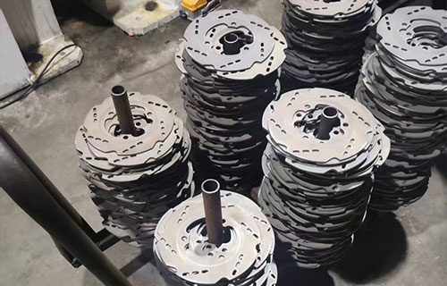 200吨热锻刹车盘液压机